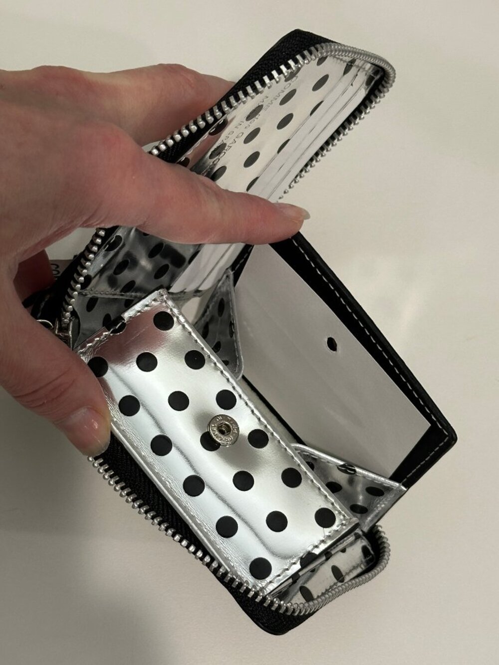 RARE Comme des Garçons Medium Classic Wallet Optical Group Dot Silver - Picture 4 of 7